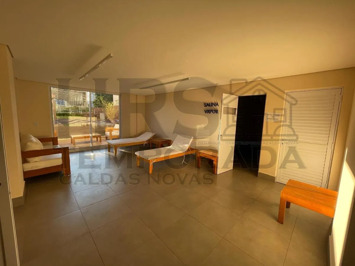 Evian Thermas Hotel Incrivel No Centro De Caldas Novas Com Aguas Termais E Ingressos Com Valores Exclusivos No Hot Park, Lagoa Termas, Nautico E Waterpark 5*,